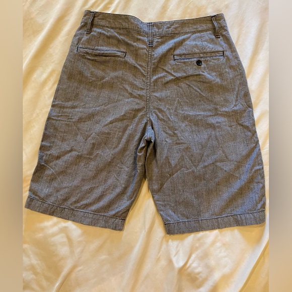 Vans men’s shorts size 30 - Picture 2 of 9